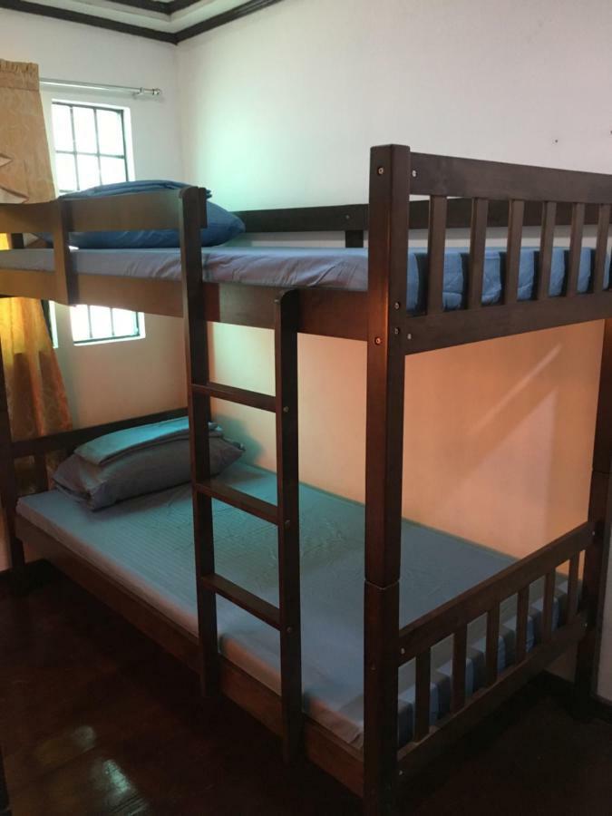 Joyful Island Hostel มักตัน ภายนอก รูปภาพ