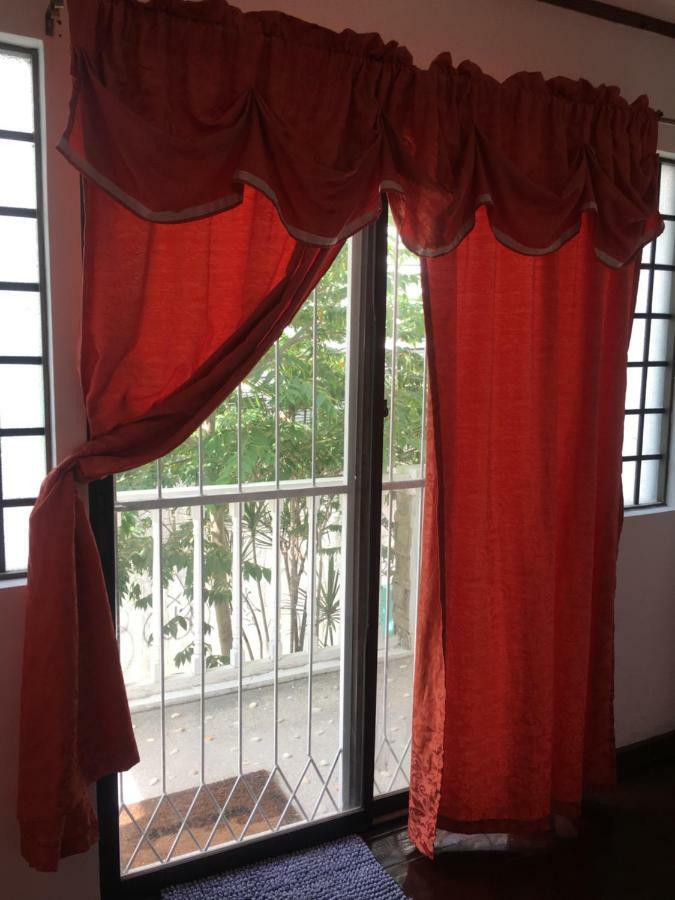 Joyful Island Hostel มักตัน ภายนอก รูปภาพ