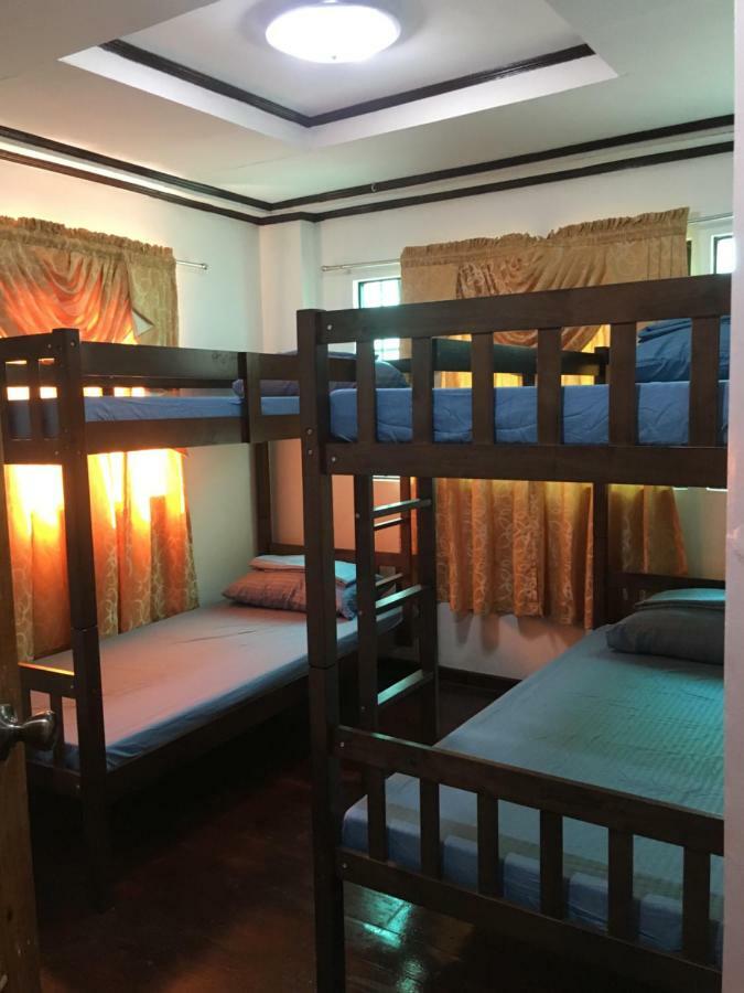 Joyful Island Hostel มักตัน ภายนอก รูปภาพ