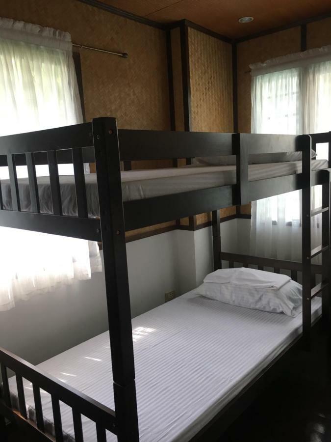 Joyful Island Hostel มักตัน ภายนอก รูปภาพ